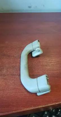 Mercedes-Benz C W203 Rear interior roof grab handle A2038100551