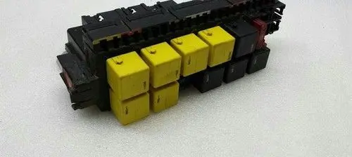 Mercedes-Benz S W220 Fuse box set A0325458232