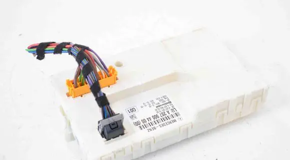 Mercedes-Benz E C207 W207 Other devices A2079004400
