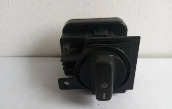 Mercedes-Benz A W169 Light switch 1695453004 32221501 1073232