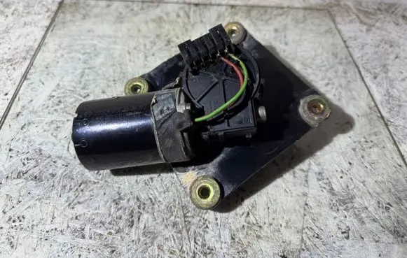 Volvo S40, V40 Wiper motor 0390241170 0589908312