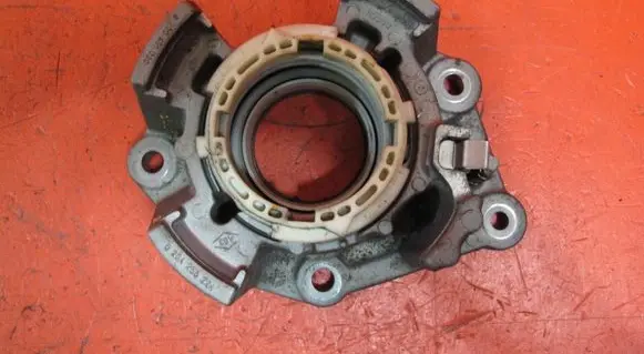 Renault Kangoo II Other engine bay part 8200461030 0204255224