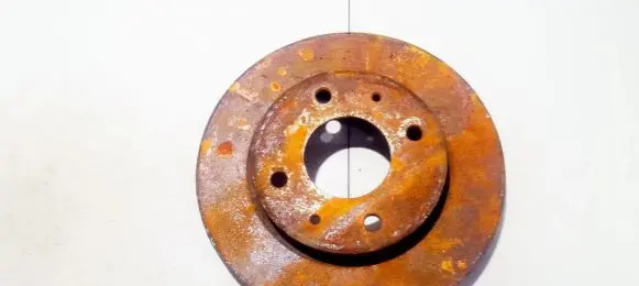 Mitsubishi Carisma Front brake disc ventiliuojamas