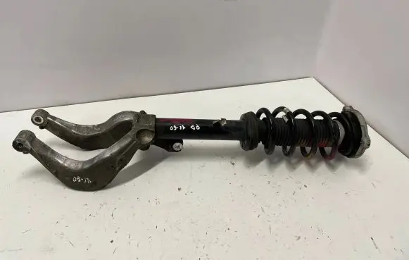 Volvo XC60 Front shock absorber/damper 32213633 31881984