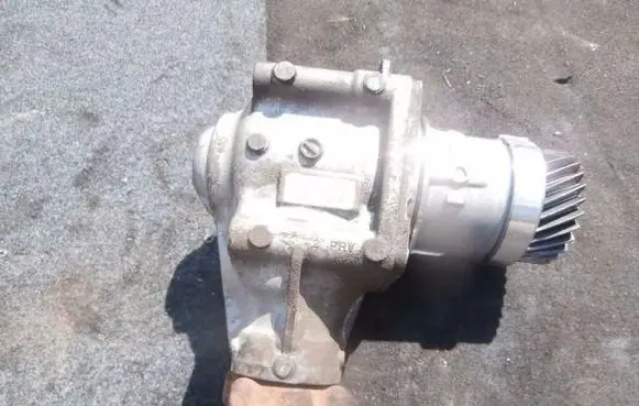 Honda CR-V Gearbox transfer box case 5006778 J11020