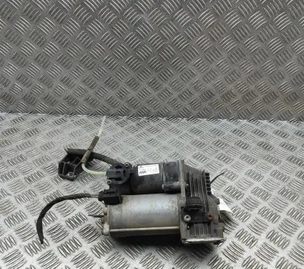 Mercedes-Benz GL X166 Air suspension compressor/pump A1663200204