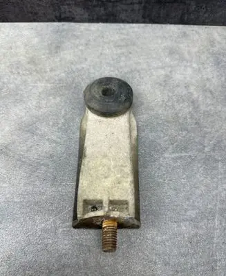 Opel Vectra C Radiator mount bracket 13140216