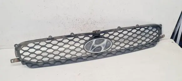 Hyundai Santa Fe Front bumper upper radiator grill 8635226900