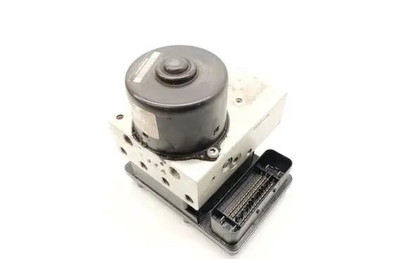 Mercedes-Benz C W203 ABS Pump A2095452932