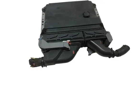 Toyota Avensis T270 Engine control unit/module 8966105D20 MB2759000171