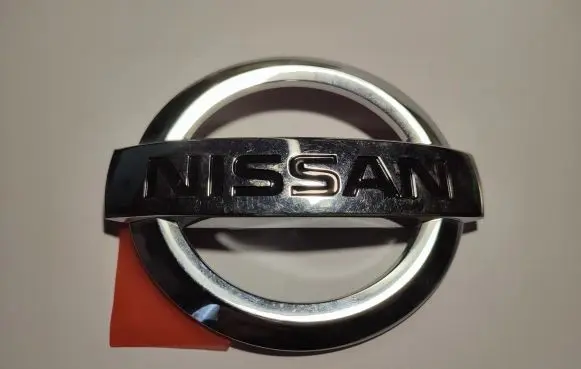 Nissan Qashqai Manufacturers badge/model letters 4EA