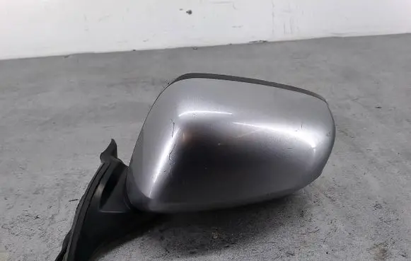 Front door electric wing mirror