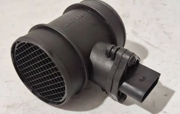 Audi A2 Mass air flow meter 057906461A 0281002355