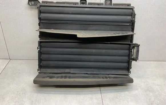 Opel Mokka B Intercooler air guide/duct channel 