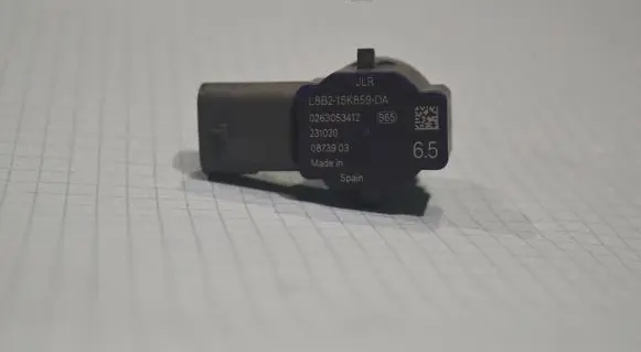 Land Rover Defender Parking PDC sensor L8B215K859DA