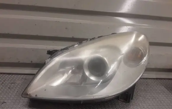 Mercedes-Benz B W245 Headlight/headlamp 0301220201