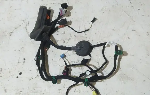 Volkswagen Jetta VI Front door wiring loom 5C7971120R