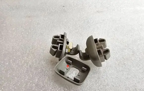 Sun visor clip/hook/bracket