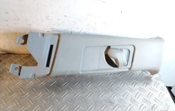 Toyota RAV 4 (XA40) (B) pillar trim (top) 6242042070