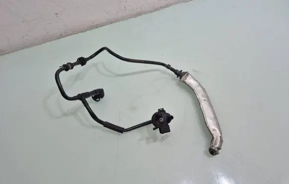 Volkswagen Tiguan Vacuum line/pipe/hose 