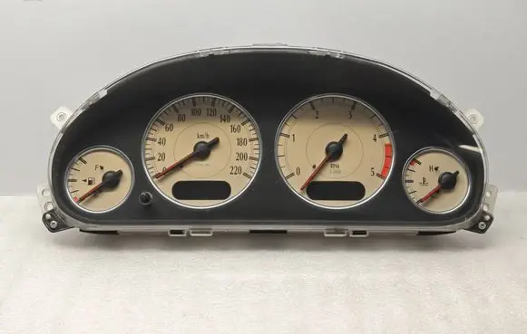 Chrysler Voyager Speedometer (instrument cluster) R826AH TN1575205383 P05082826AH