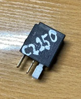 Mercedes-Benz A W168 Other relay 0025421119 C2250