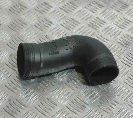 Volvo XC90 Air intake hose/pipe 30751920