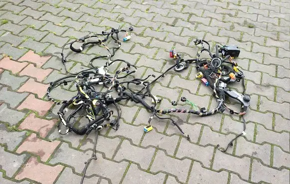 Peugeot 308 Other wiring loom 105176637
