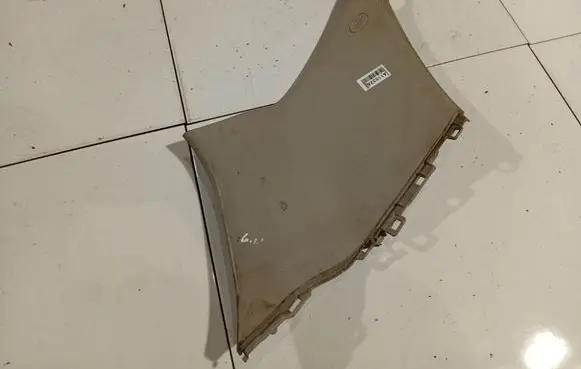 Toyota Auris 150 (D) pillar trim (bottom)
