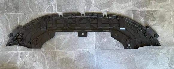 Polestar 2 Front bumper skid plate/under tray 31663671 32132078