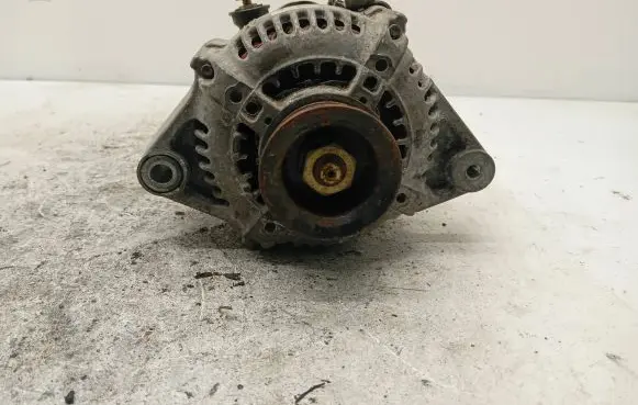 Toyota RAV 4 (XA10) Generator/alternator 1012114420