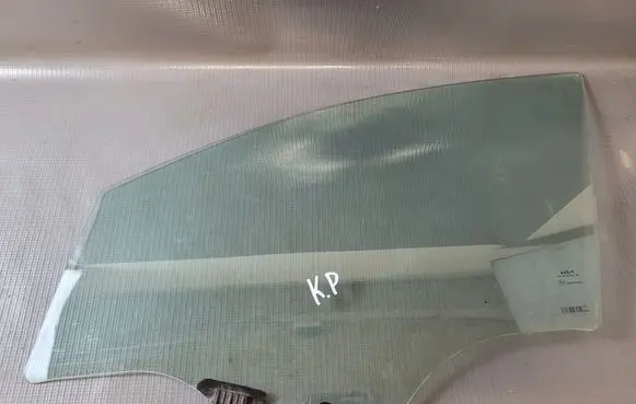 KIA Sportage Front door window glass four-door 43R00049