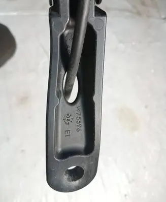Peugeot Partner III Front wiper blade arm W75596