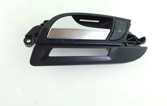 Audi Q7 4L Front door interior handle 4L0837019 KL6460