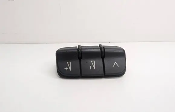 Audi A6 S6 C5 4B Steering wheel buttons/switches 4B0951527J