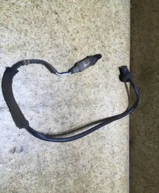 Mercedes-Benz E W124 Lambda probe sensor 0075423117