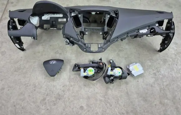 Hyundai Veloster Airbag set 