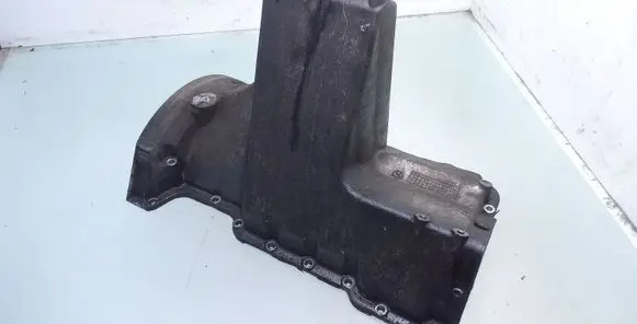 Mercedes-Benz Vaneo W414 Oil sump A6680140202 A6680140202GF
