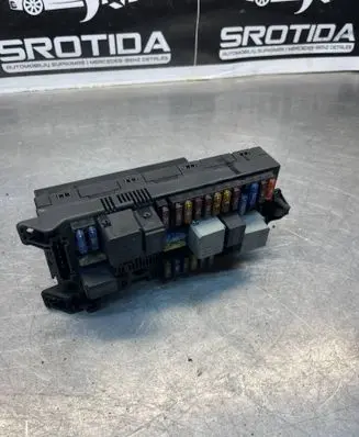 Mercedes-Benz E W211 SAM control unit 2115453901