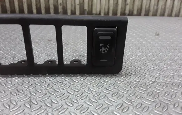Nissan Murano Z50 Seat heating switch
