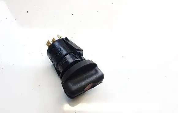 Opel Astra F Windscreen/window heater switch 90436979 90450979