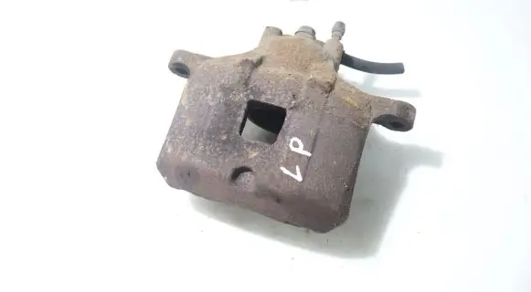 Mitsubishi Lancer X Front brake caliper