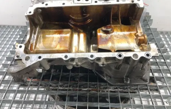 Hyundai Elantra Oil sump 21135-28020