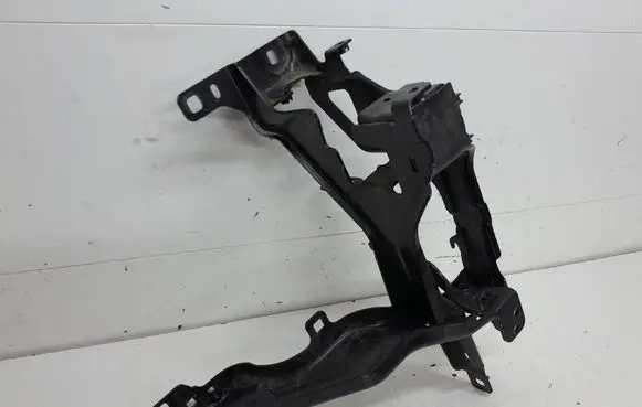 BMW X5 G05 Headlight/headlamp mounting bracket 51647421710 7421710