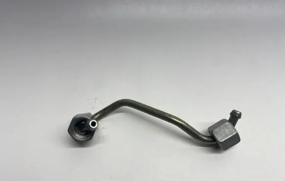 BMW 3 F30 F35 F31 Fuel injector supply line/pipe 320D B47