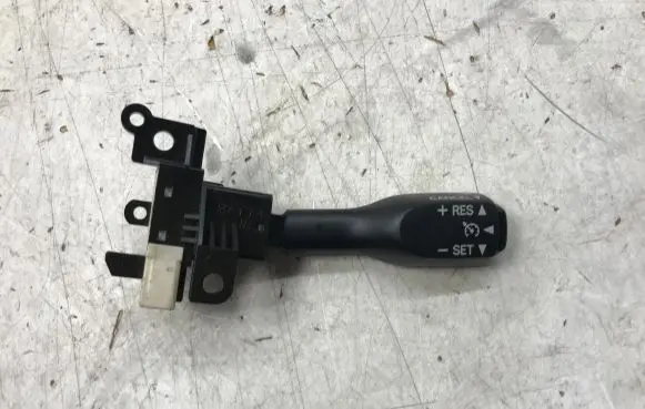 Toyota Verso Cruise control switch 846320F010 8A174