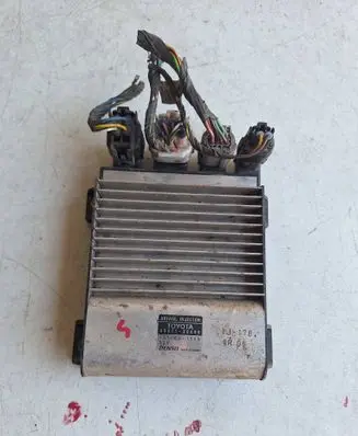 Toyota Hilux (AN10, AN20, AN30) Fuel injection control unit/module 8987120080