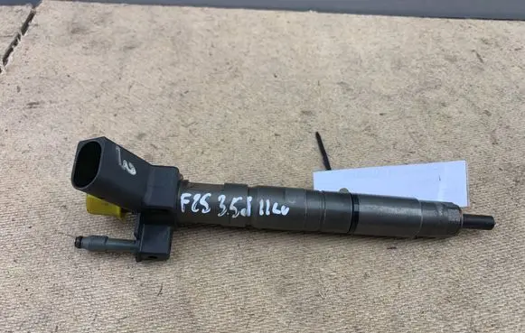 BMW X3 F25 Fuel injector 13537823461 7823461 13537823462