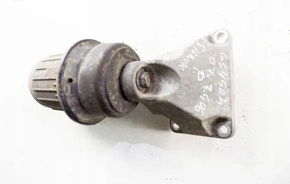 Lexus GS 300 350 430 450H Engine mount bracket