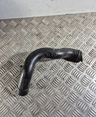 Volvo V60 Air intake hose/pipe 31474519